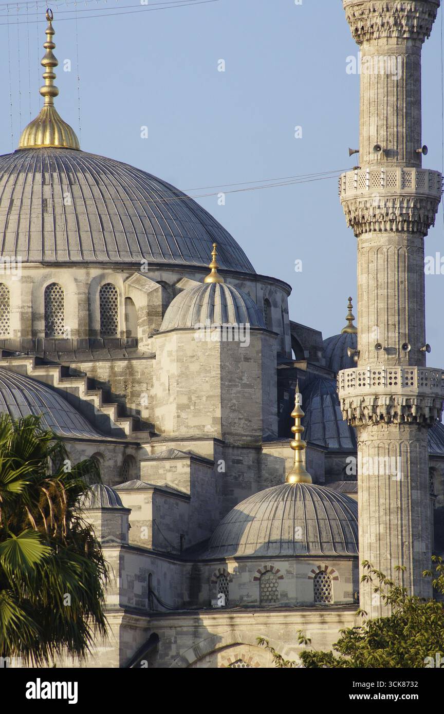 La moschea più famosa della città turca di Istanbul - Moschea Blu nell'area di Sultanakhmet Foto Stock