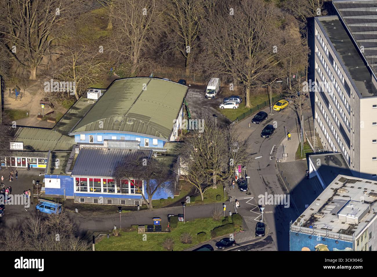 Veduta aerea, pubblicità murale Kraemer Likoer, Schwanenwall, Karl-Schiller-Berufskolleg, città, Dortmund, zona della Ruhr, Renania settentrionale-Vestfalia, Germa Foto Stock