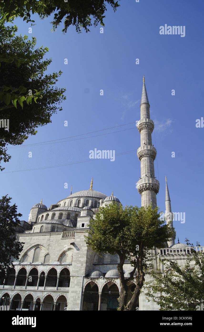 La moschea più famosa della città turca di Istanbul - Moschea Blu nell'area di Sultanakhmet Foto Stock