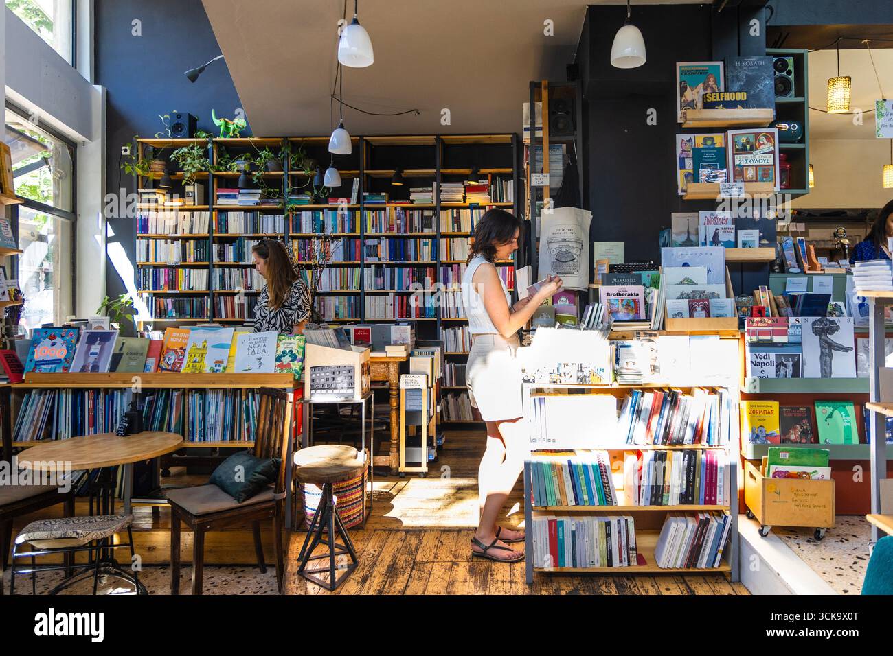 Little Tree Books and Coffee shop, Makrygianni, Atene, Grecia Foto Stock