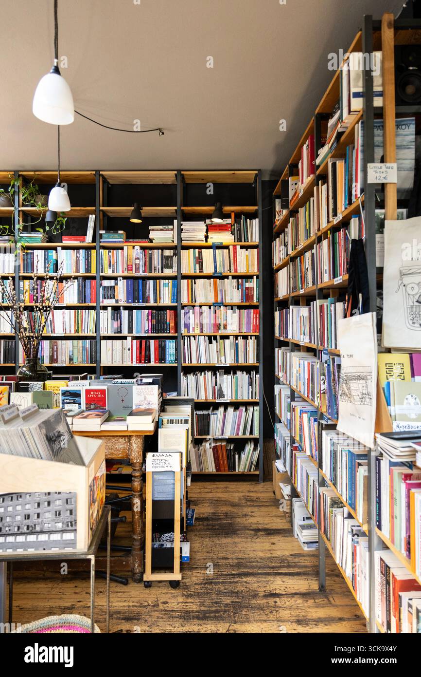 Little Tree Books and Coffee shop, Makrygianni, Atene, Grecia Foto Stock