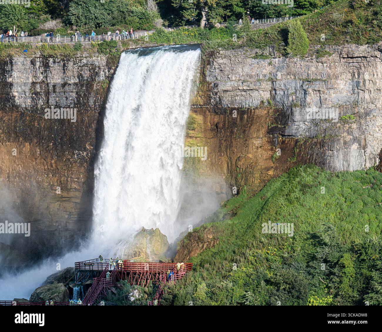 Primo piano delle Bridal Veil Falls nel Niagara Falls State Park accanto alle American Falls sul lato americano - cascata degli Stati Uniti Foto Stock