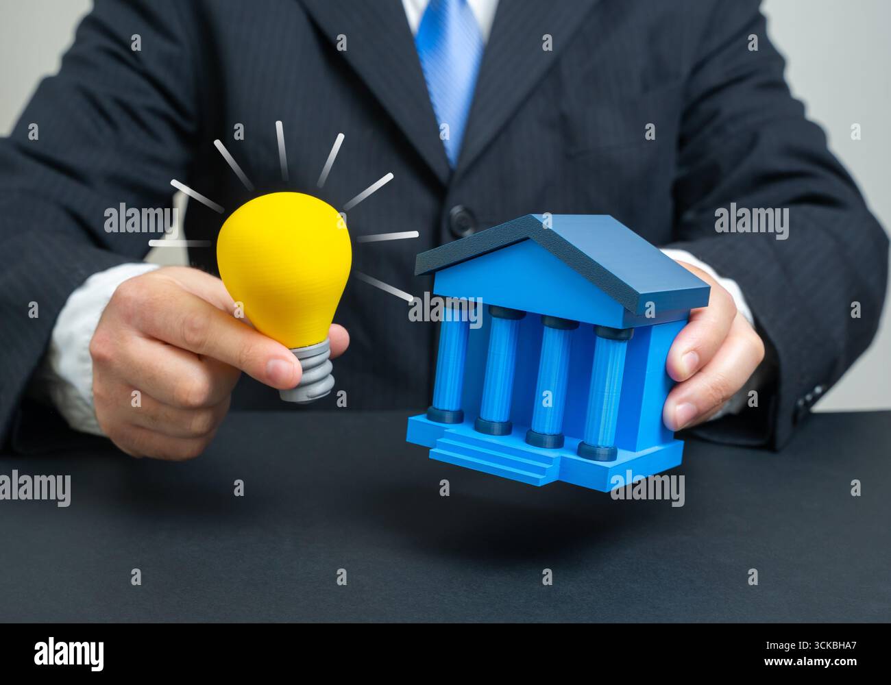 Innovazioni della tecnologia finanziaria per le banche. Aggiornare il sistema bancario con le moderne tecnologie di cibersicurezza e cibersicurezza, l'adozione di blockchain, l'IA nel settore finanziario, Foto Stock