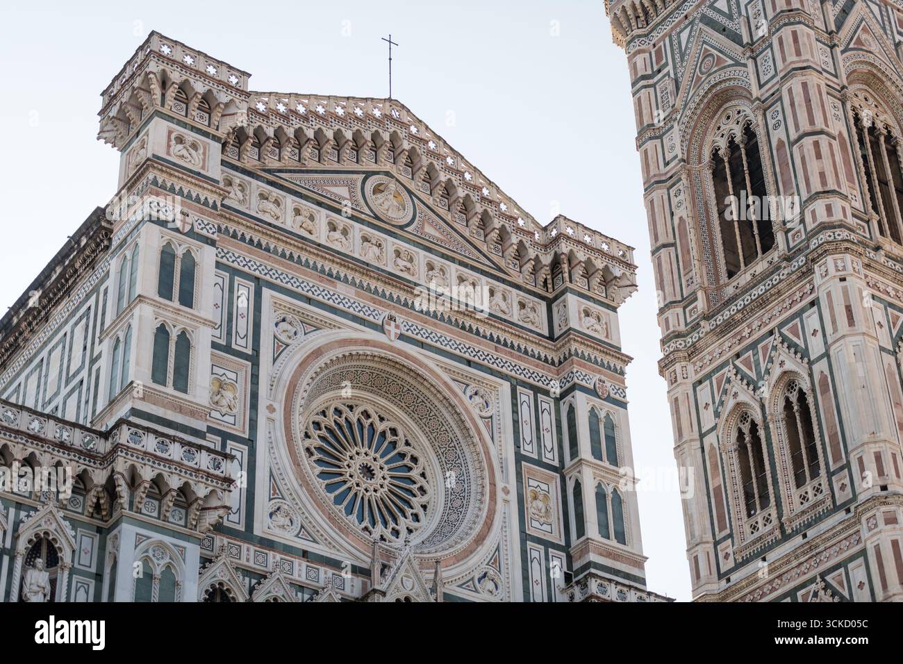 FIRENZE, ITALIA - 26 agosto 2025: Rosetta del Duomo di Santa Maria del Fiore, Firenze, Italia. Foto Stock
