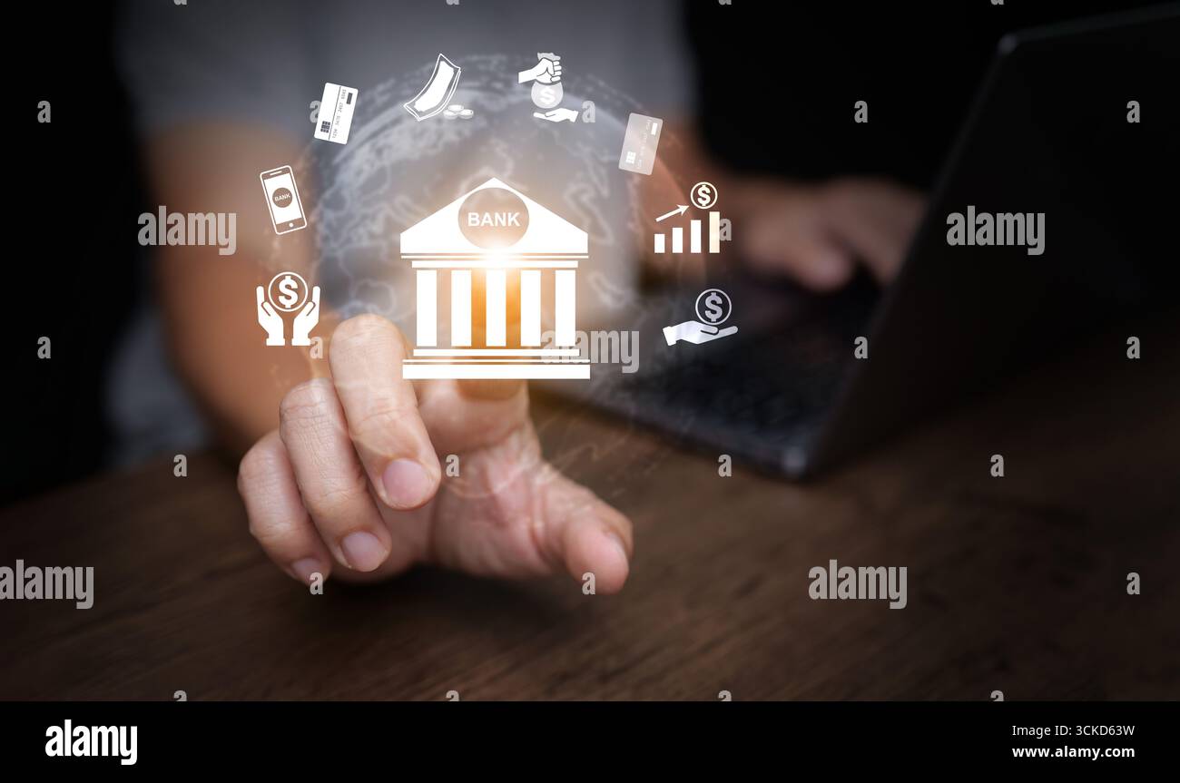 Tecnologia di digital banking con icona di banca virtuale, background della rete globale e icone finanziarie che mostrano mobile banking, transazioni, risparmi e fintech Foto Stock