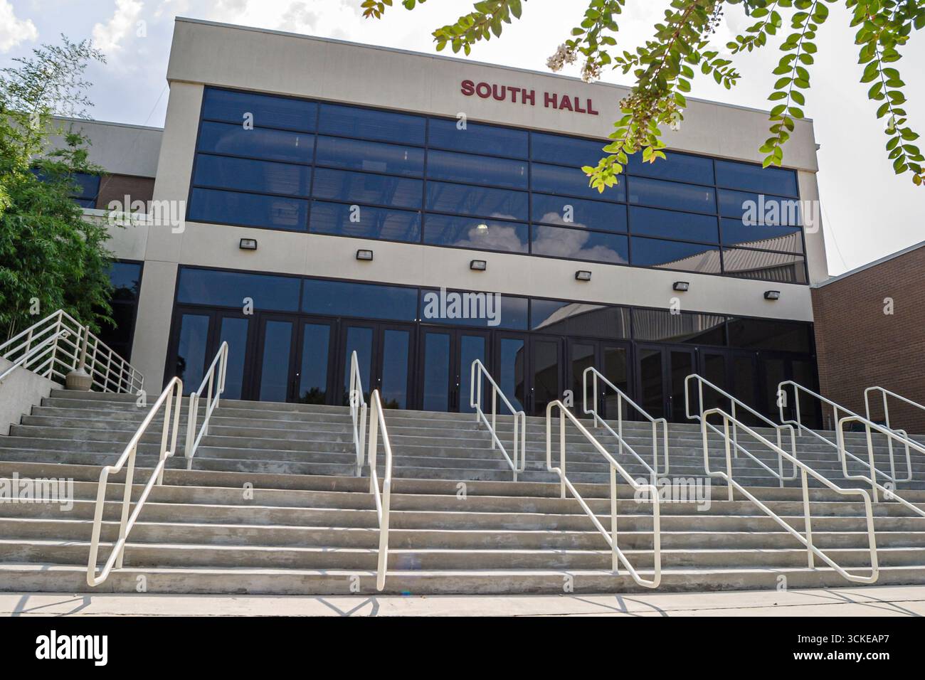 Huntsville, Alabama, fronte d'ingresso del centro convegni von Braun, South Hall Foto Stock