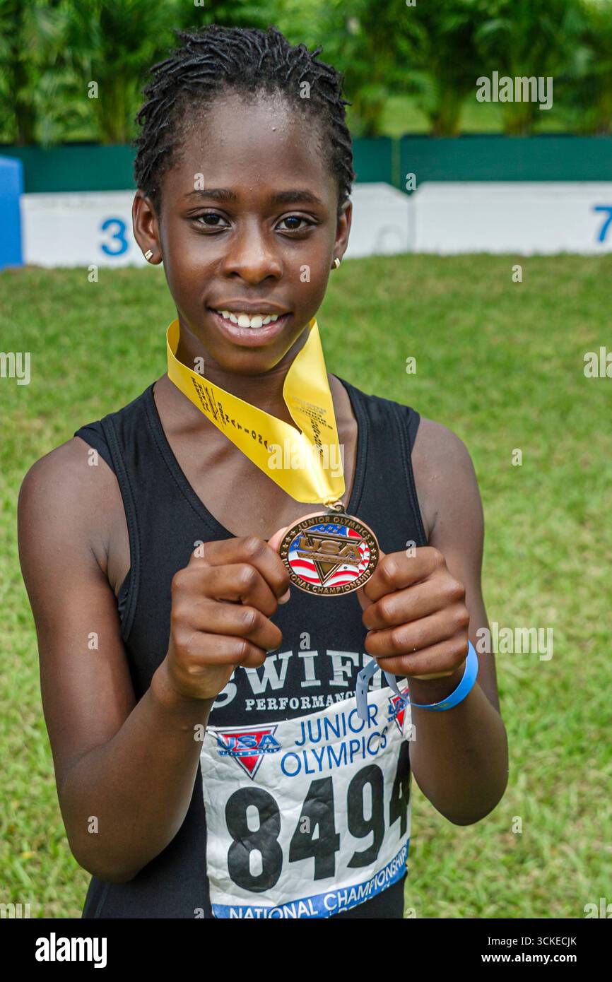 Miami Florida,Tropical Park,USA Track & Field National Junior Olympics,Student Students Competition sports,atleta Athletes Black African Africans tee Foto Stock