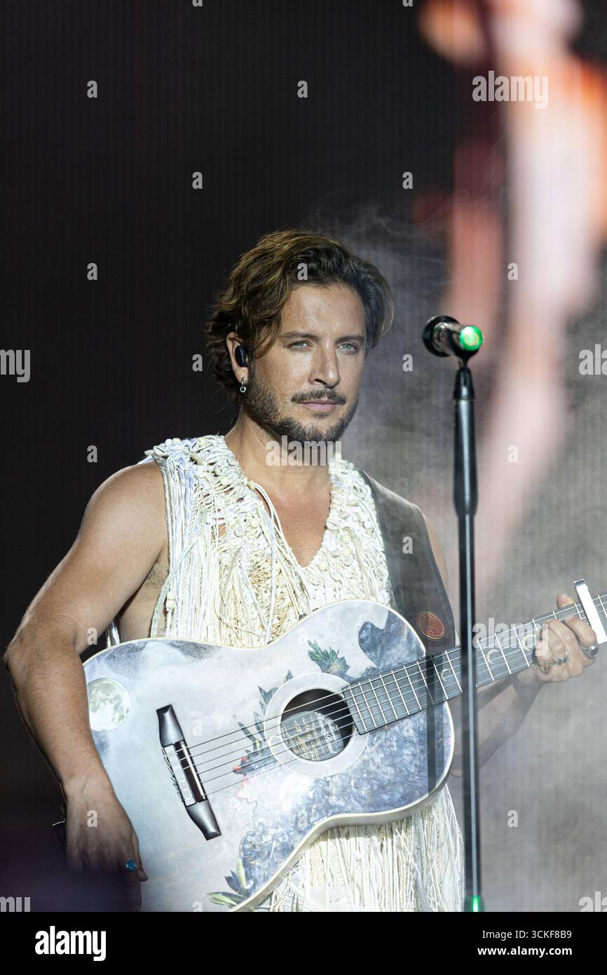 Madrid, Spagna. 11 settembre 2025. Manuel Carrasco alla Movistar Arena con il suo tour di Salvaje. (Foto di Rafael Beltran/Alamy Live News) Foto Stock