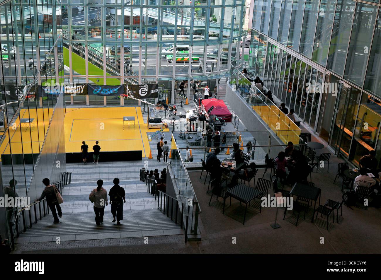 La vita quotidiana in Giappone Shibuya è stata riqualificata in una città elegante e moderna. Foto Stock