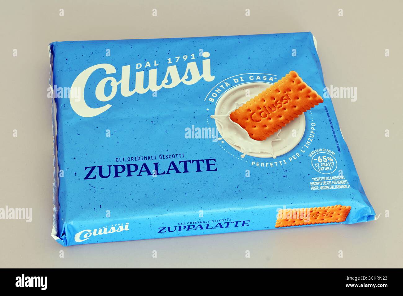 Biscotti Colussi Zuppalatte, ideali per immergersi nel latte, prodotti in Italia da Colussi S.p.A. Foto Stock