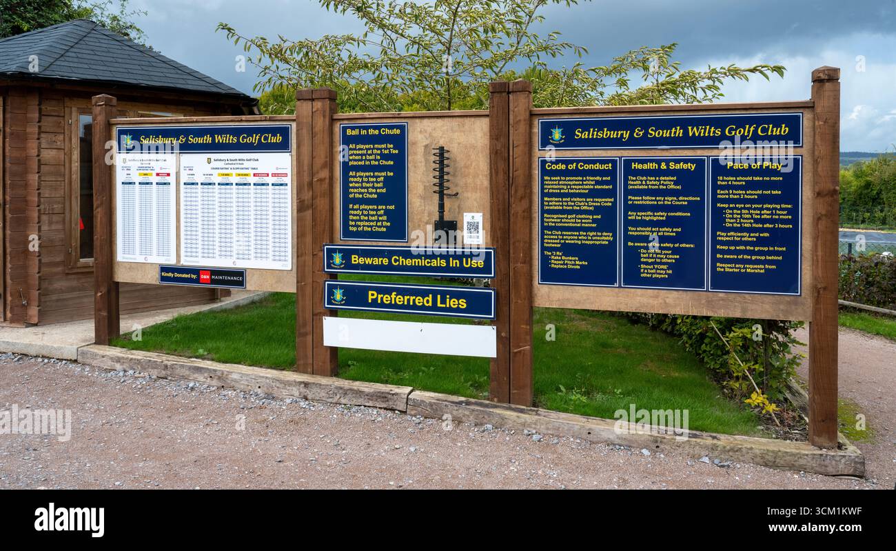 Salisbury and South Wilts Golf Club, Netherhampton Road, Netherhampton, Salisbury, Wiltshire, Inghilterra, Regno Unito - scheda informativa per disabili Foto Stock