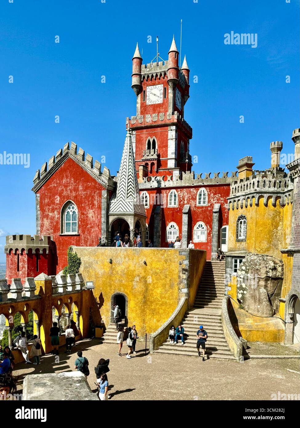 Sito Patrimonio dell'Umanità dell'UNESCO, il Palácio da pena nel Parco naturale di Sintra-Cascais, Sintra, Portogallo Foto Stock