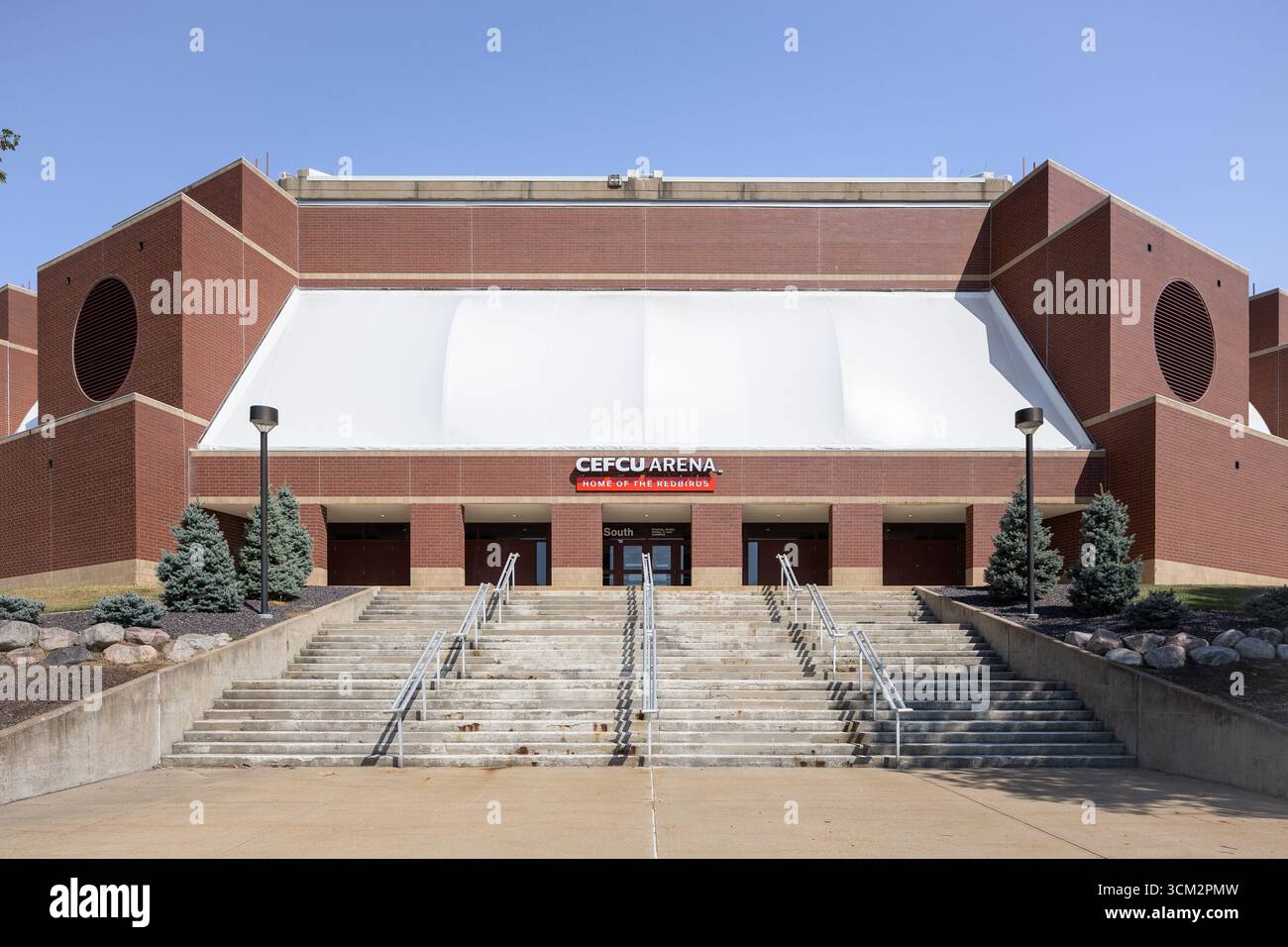 La CEFCU Arena ospita le squadre di pallacanestro e pallavolo della Illinois State University che partecipano alla NCAA Missouri Valley Football Conference. Foto Stock