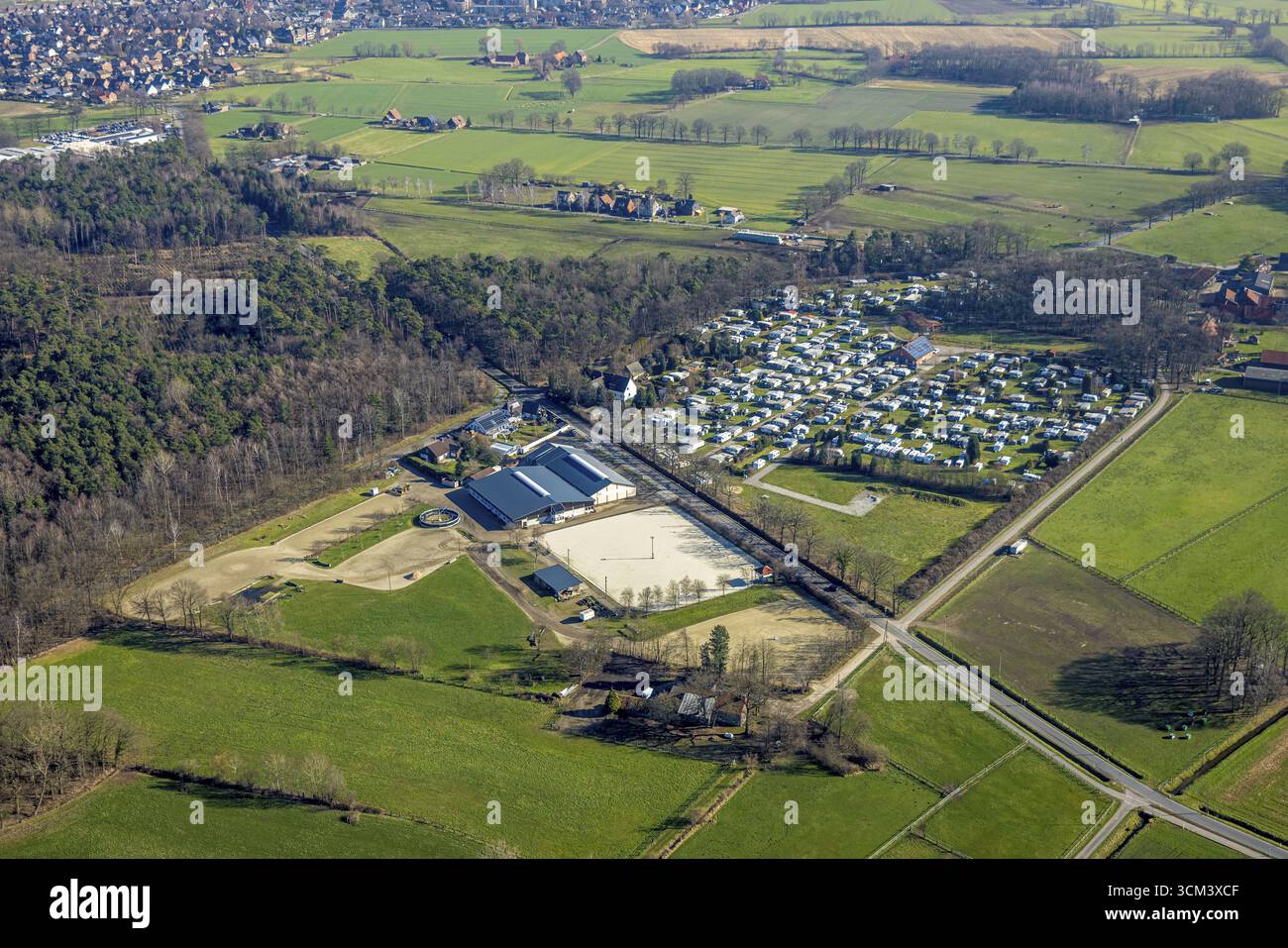 Vista aerea, equitazione club Luetzow, campeggio grosse Heide, Olfen-Kirchspiel, Olfen, Muensterland, Renania settentrionale-Vestfalia, Germania, campeggio, campeggio Foto Stock