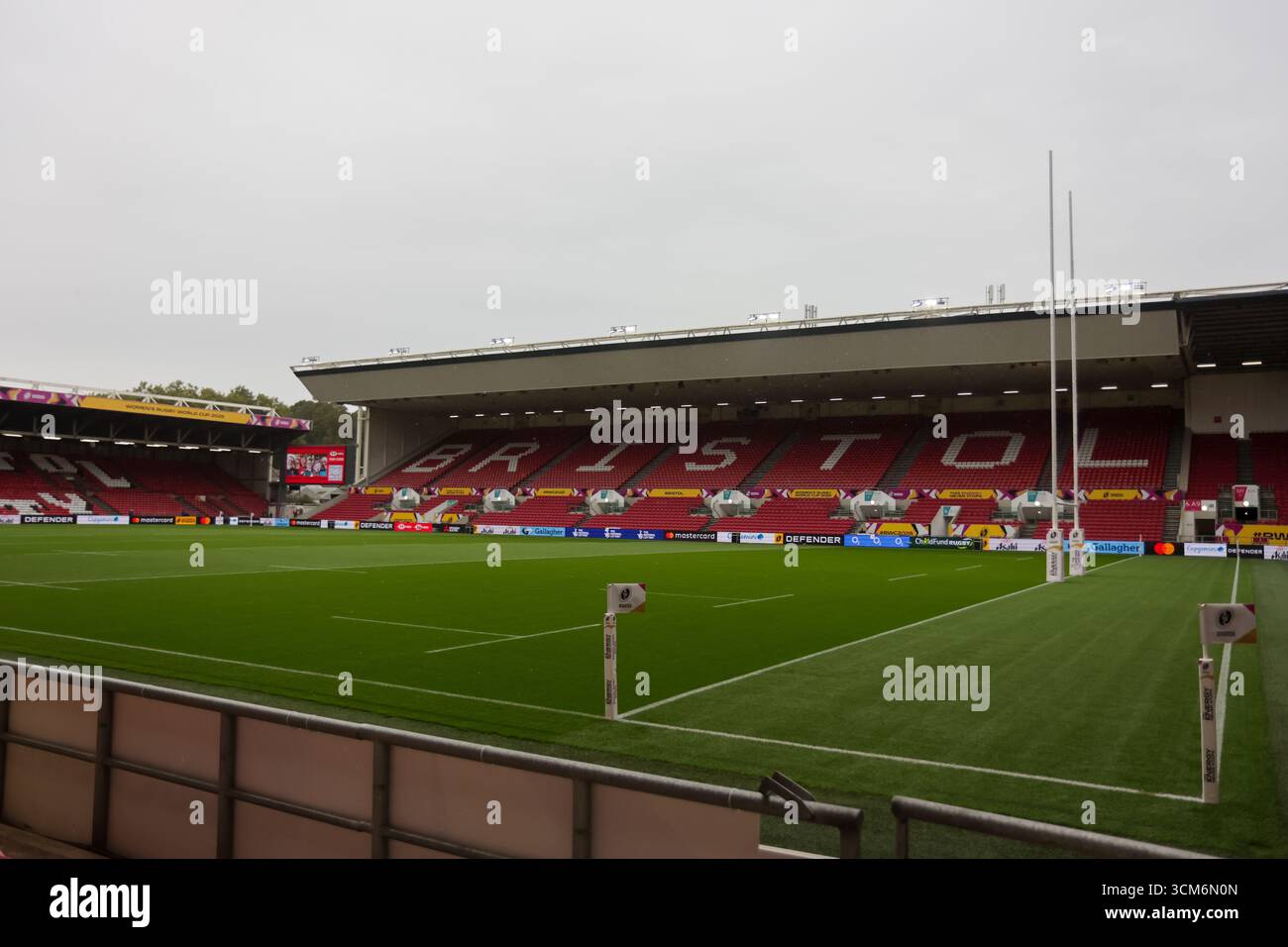 Bristol, Regno Unito. 14 agosto 2025. Stadio vuoto prima della partita di Coppa del mondo di rugby Inghilterra contro Scozia all'Ashton Gate Stadium. SOLO PER USO EDITORIALE. NON PER USO COMMERCIALE. Bristol, Regno Unito © ️ crediti: Elsie Kibue/Alamy Live News Foto Stock