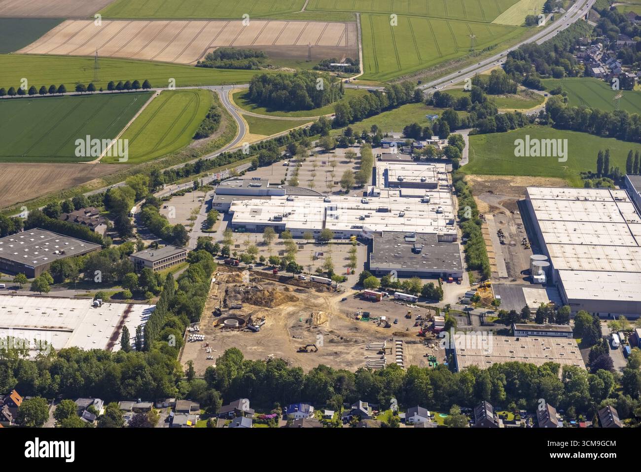 Vista aerea, zona industriale Schleefstrasse con cantiere edile e nuovo negozio Bauhaus DIY, Aplerbeck, Dortmund, regione della Ruhr, Renania settentrionale-Vestfalia Foto Stock
