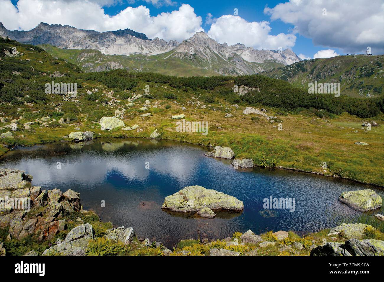 Laghetto sul passo dell'Arlberg, St. Christoph, Tirolo Foto Stock