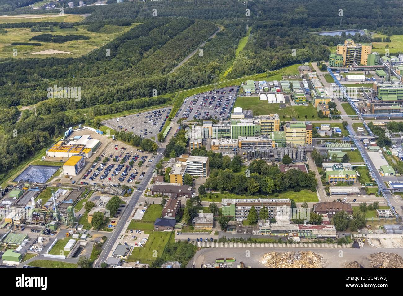 Vista aerea, stabilimento chimico della Bayer AG a Bergkamen, zona della Ruhr, Renania settentrionale-Vestfalia, Germania, Bergkamen, DE, Europa, imprese commerciali, com Foto Stock