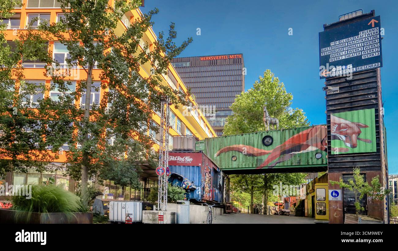 Werksviertel di Haidhausen a Monaco di Baviera, ha ricevuto il Premio tedesco per lo sviluppo urbano nel 2023. Foto Stock