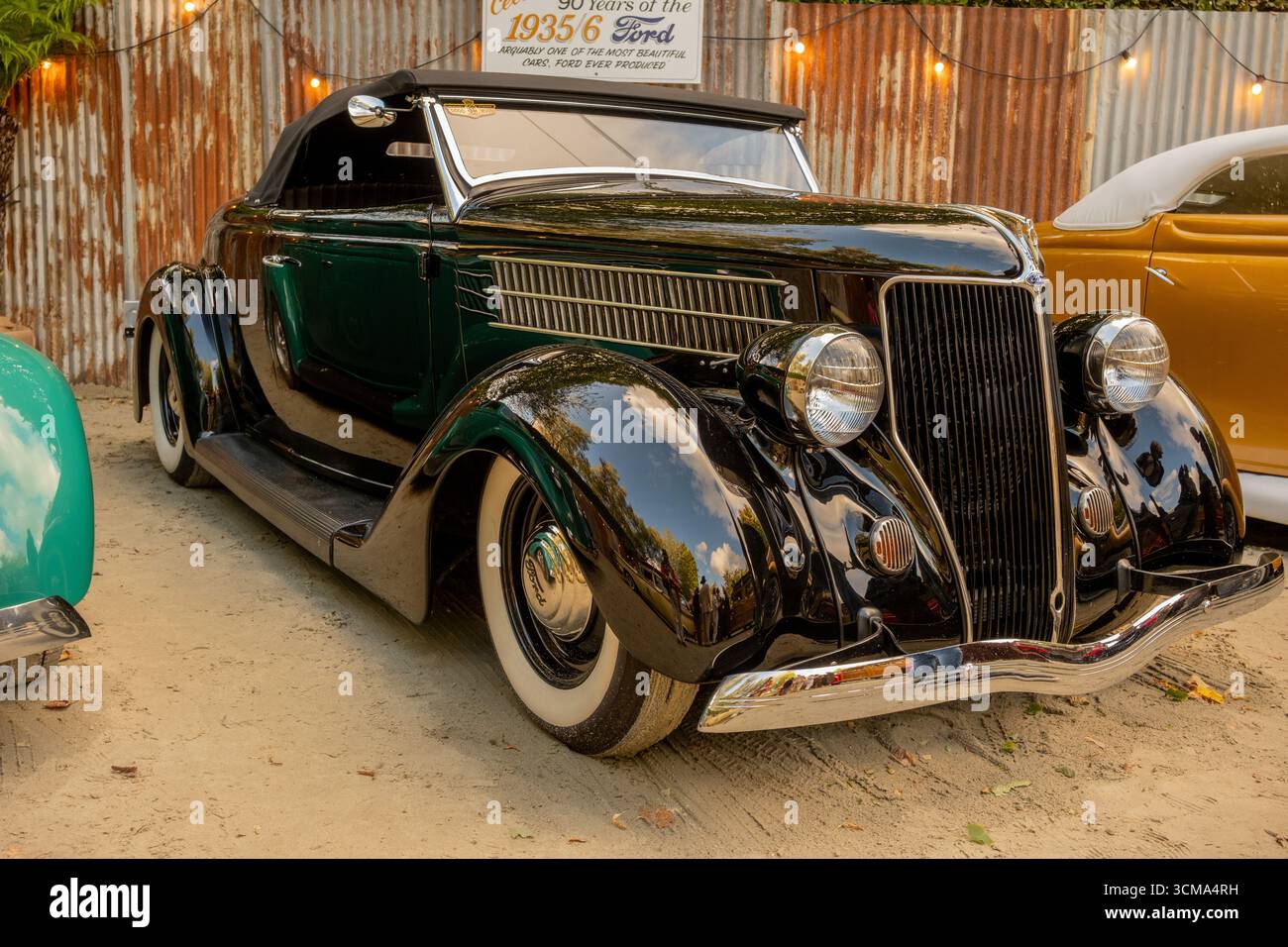 Settembre 2025 - Ford Classic 1935/36 al Goodwood Revival Foto Stock