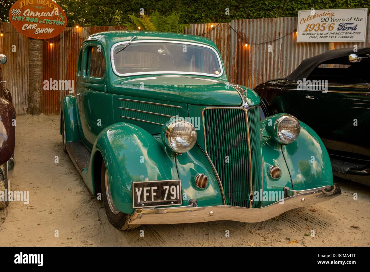 Settembre 2025 - Ford Classic 1935/36 al Goodwood Revival Foto Stock