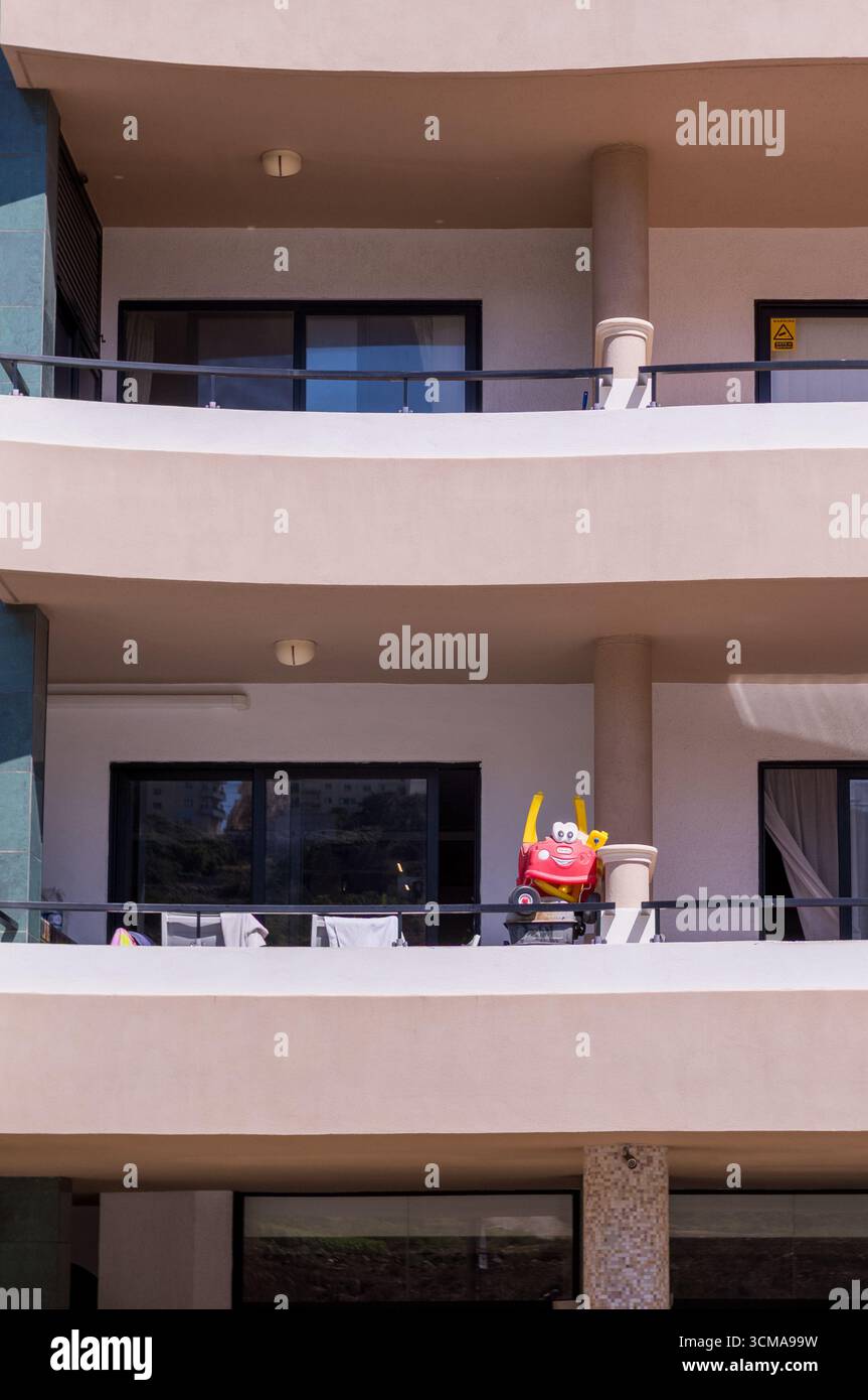 L'isola mediterranea di Malta e in particolare Mellieha, una città nel nord del paese sulla costa. Foto Stock