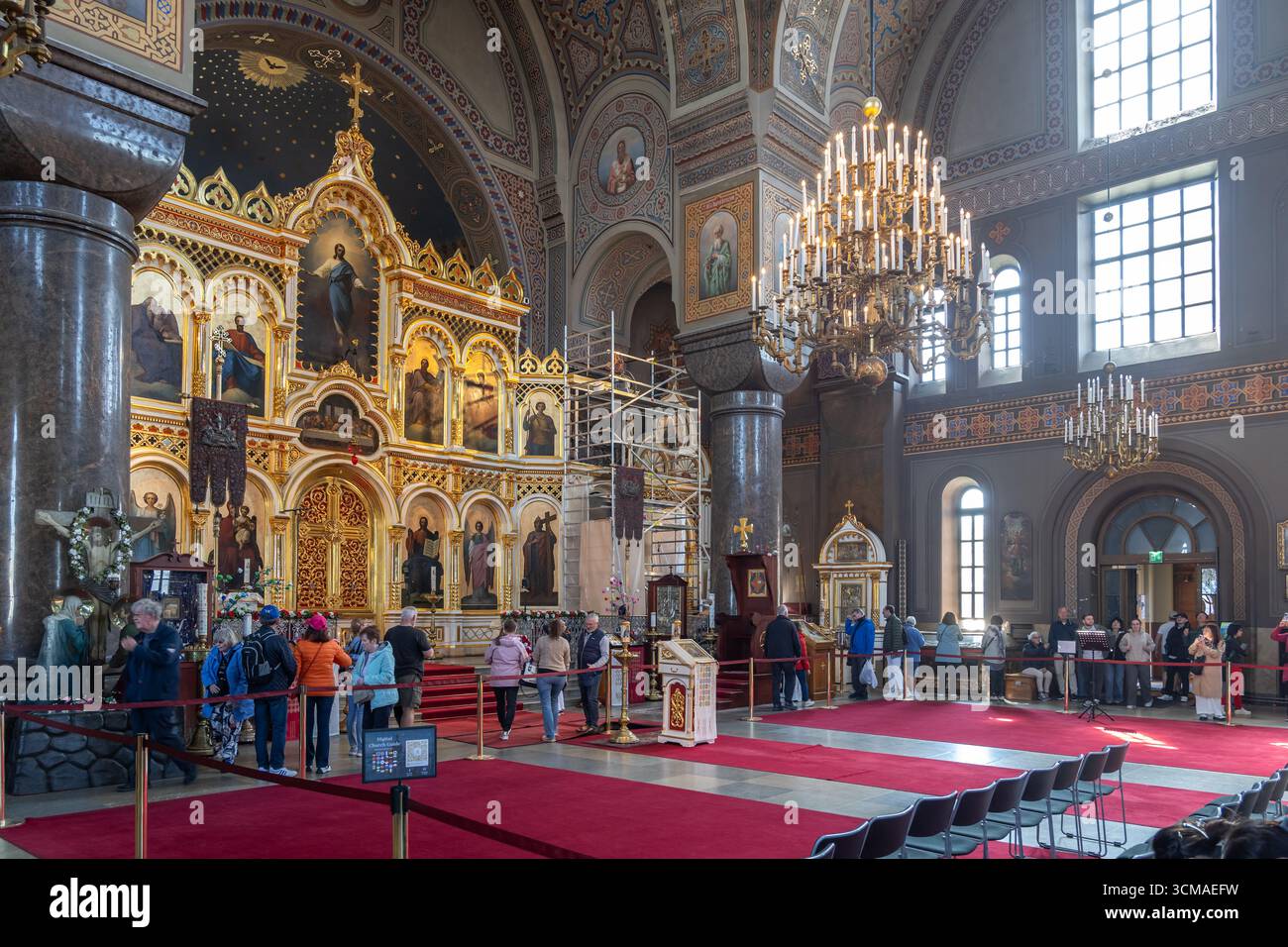 Helsinki, Finlandia - 16 maggio 2025: Interno della cattedrale Uspenski della Chiesa ortodossa finlandese, punto di riferimento della città. Foto Stock