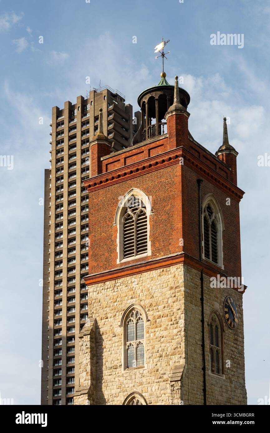 St Giles Cripplegate, il Barbican, Londra Foto Stock