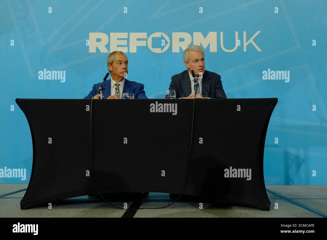 Londra, Regno Unito. 15 settembre 2025. Reform UK tiene una conferenza stampa che annuncia la defezione del deputato conservatore per East Wiltshire, Danny Kruger. È il primo deputato Tory a farlo e durante il suo discorso ha dichiarato che il Partito Conservatore è finito. Credito: Fotografia dell'undicesima ora/Alamy Live News Foto Stock