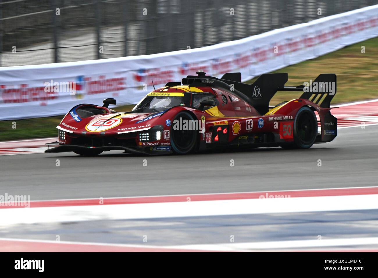 La Ferrari AF Corse 499P No 50 hypercar di Antonio fuoco, Miguel Molina e Nicklas Nielsen si piazza secondo durante il Lone Star Lemans 2025 sul circuito delle Americhe, domenica 7 settembre 2025, ad Austin, testo (Bert Richardson/immagine dello sport) Foto Stock