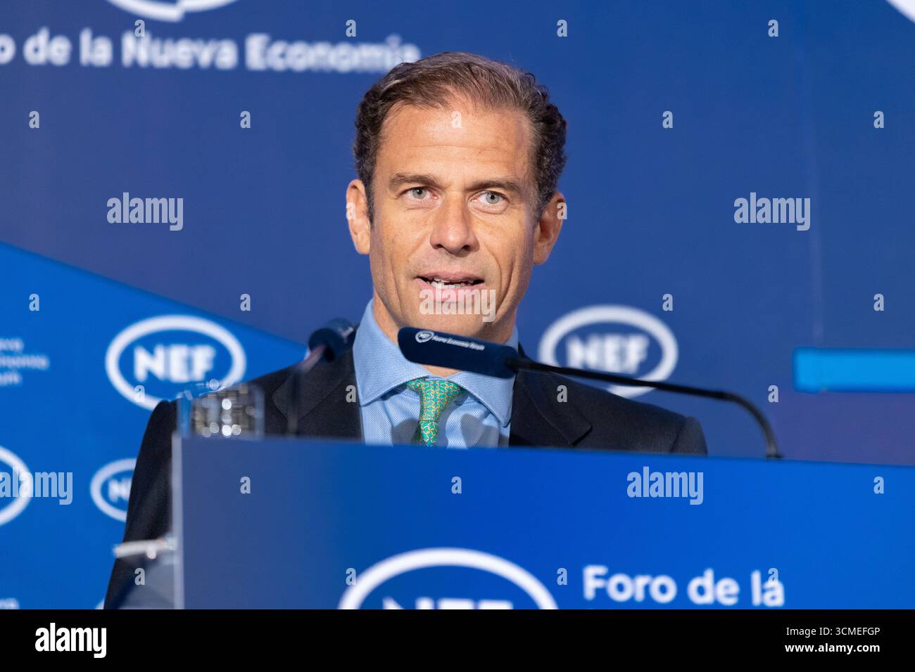 Madrid, Madrid, Spagna. 16 settembre 2025. ARTURO GUILLEN, co-fondatore e presidente della WOWfc (una piattaforma di arti marziali miste per MMA), si esibisce a Madrid insieme al campione UFC Topuria. (Credit Image: © Ignacio Lopez Isasmendi/ZUMA Press Wire) SOLO PER USO EDITORIALE! Non per USO commerciale! Crediti: ZUMA Press, Inc./Alamy Live News Foto Stock