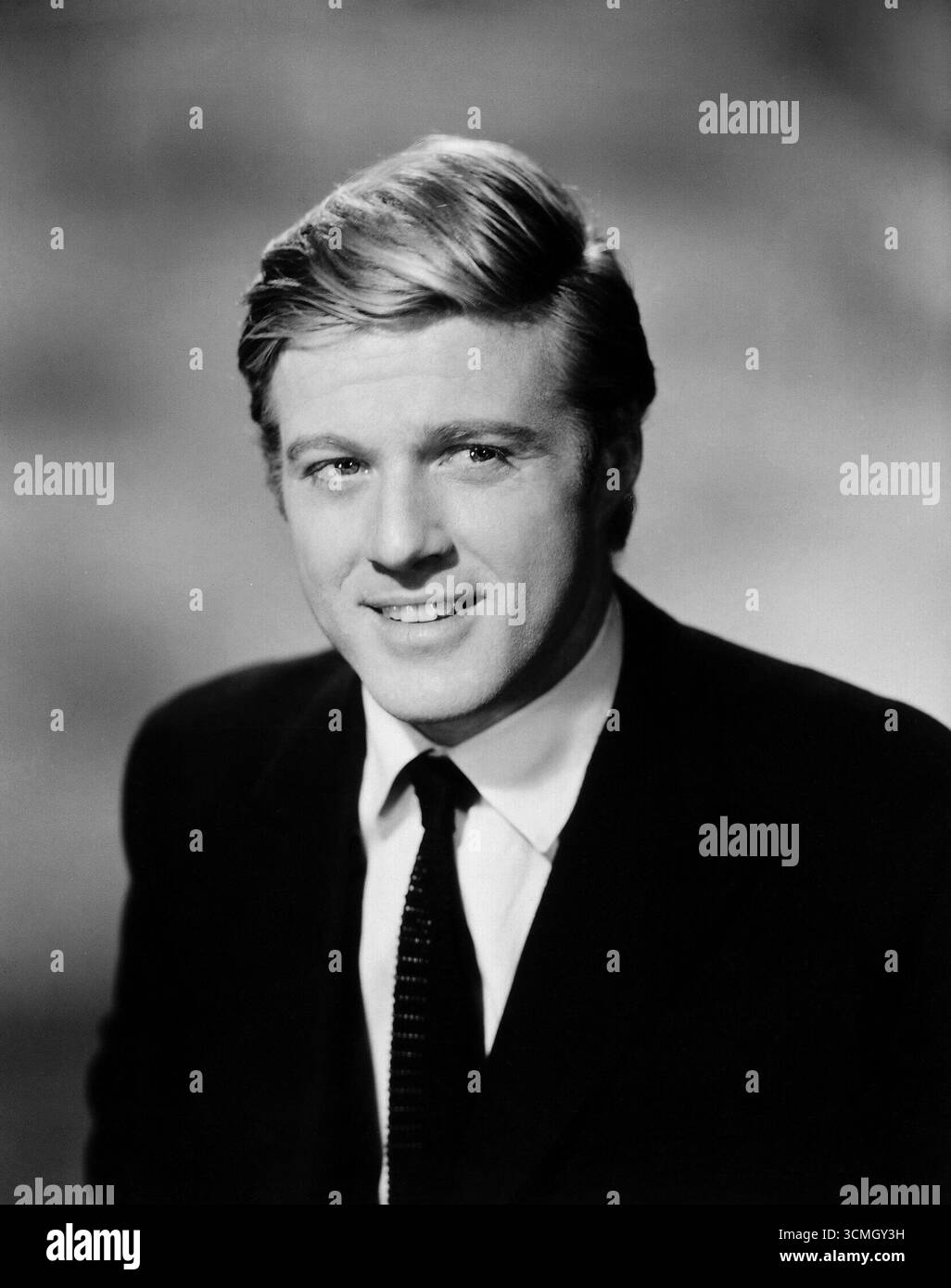 Prima foto della star del cinema Robert Redford – foto pubblicitaria degli anni '1960 Foto Stock