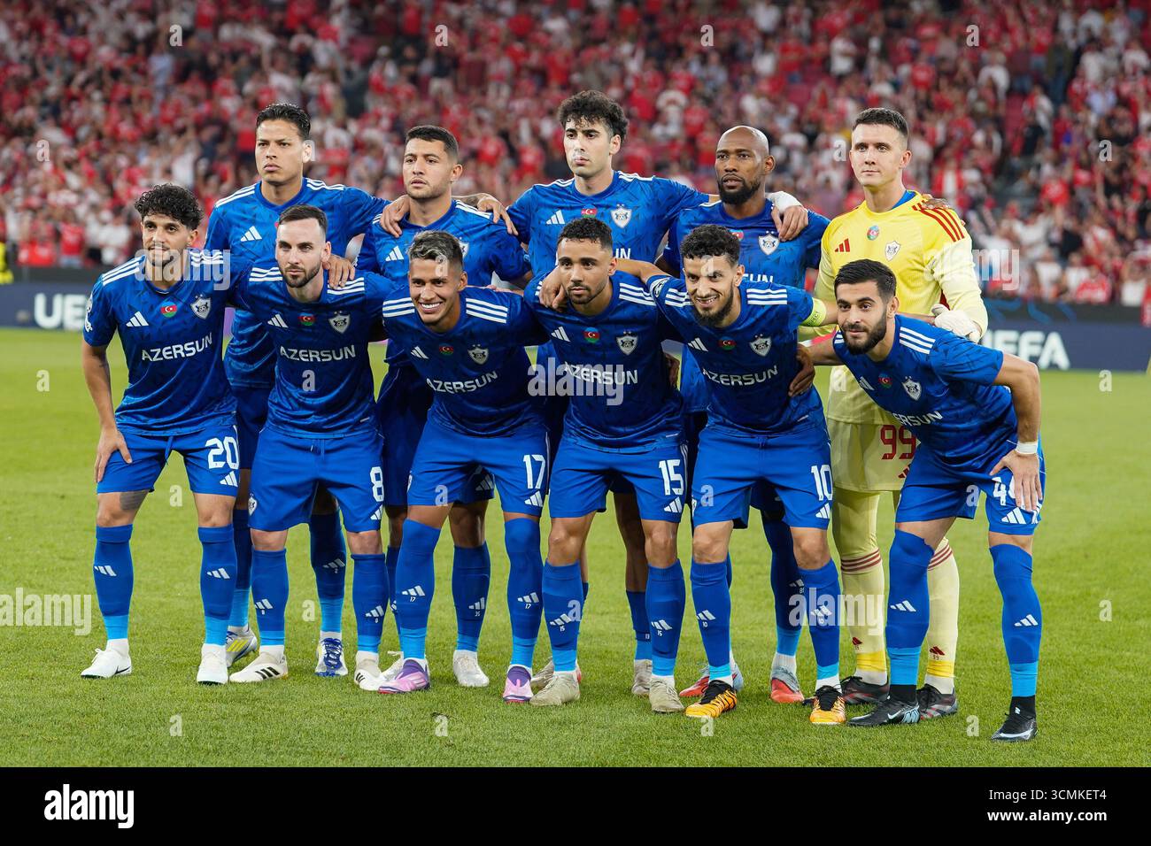Lisbona, Portogallo. 16 settembre 2025. Qarabag FK Initial undici durante la fase di UEFA Champions League 2025/26 del Matchday 1 tra SL Benfica e Qarabag FK all'Estadio da Luz di Lisbona, Portogallo. 15/09/2025 credito: Brasile Photo Press/Alamy Live News Foto Stock