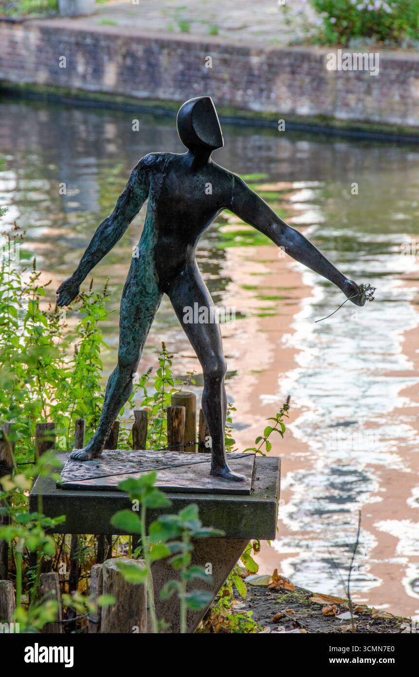 Monumento a Leida lungo il Vliet, punto di imbarco dei Mayflower Pilgims, Paesi Bassi. Foto Stock