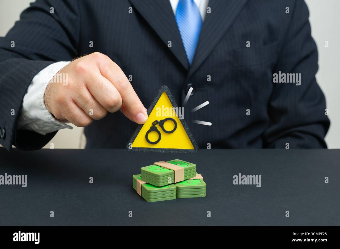 Congelamento e sequestro di beni finanziari. Indagine sull'arricchimento illegale o sul riciclaggio di denaro. Adatto per corruzione, sanzioni, prevenzione delle frodi Foto Stock