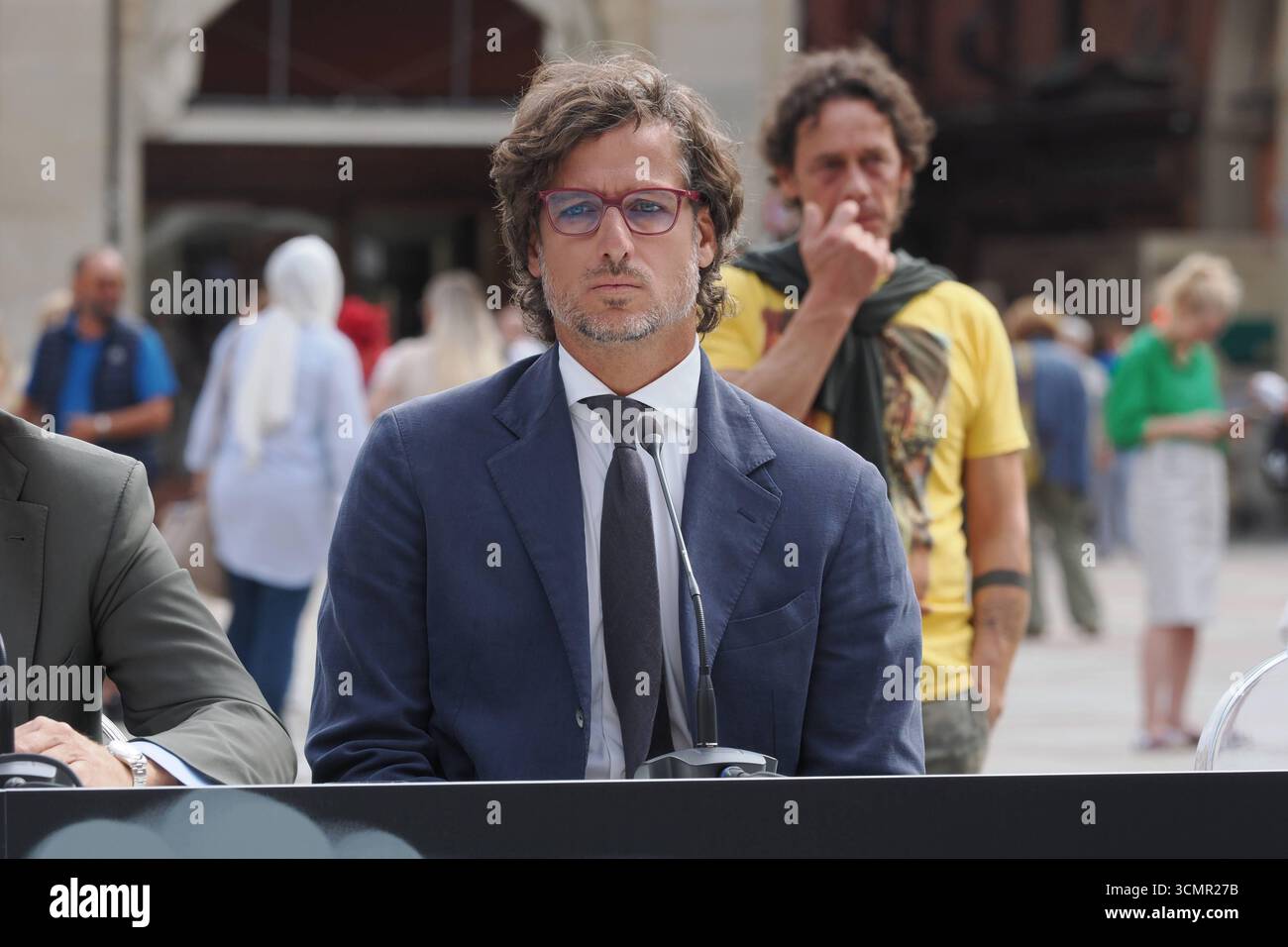 News - sorteggio per la Coppa Davis Round of 16 Teams la cerimonia di sorteggio per la Coppa Davis Tennis Round of 16 Teams, in programma a novembre a Bologna, vedrà la partecipazione del Ministro dello Sport Andrea Abodi, Presidente della Federazione Italiana Tennis Angelo Binaghi, Direttore del Torneo Feliciano Lopez, Assessore allo Sport per il comune di Bologna Roberta li Calzi e Coordinatore delle politiche sportive per la regione Emilia Romagna Gianmaria Manghi - Bologna, Italia, 17 settembre, 2025 - foto corrispondenza Bologna Piazza maggiore Italia Copyright: xCorrispondentexBolognax/xLiveMediax Foto Stock