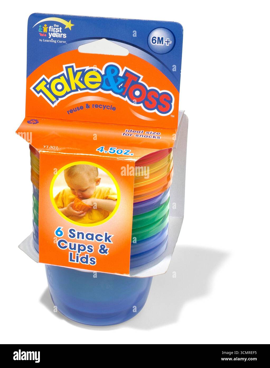 tazze da snack su sfondo bianco Foto Stock