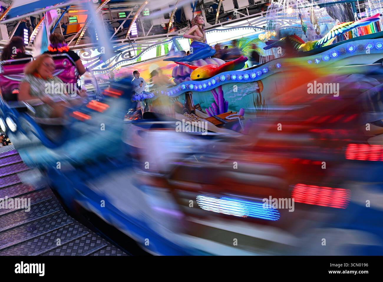 Fahrgeschaeft, Schausteller, Fahrgeschaefte. Presserundgang vor dem 190. Oktoberfest 2025 am 18.09.2025 *** Rides, Showmen, Rides Press tour prima dell'Oktoberfest 190 2025 il 18 09 2025 Foto Stock