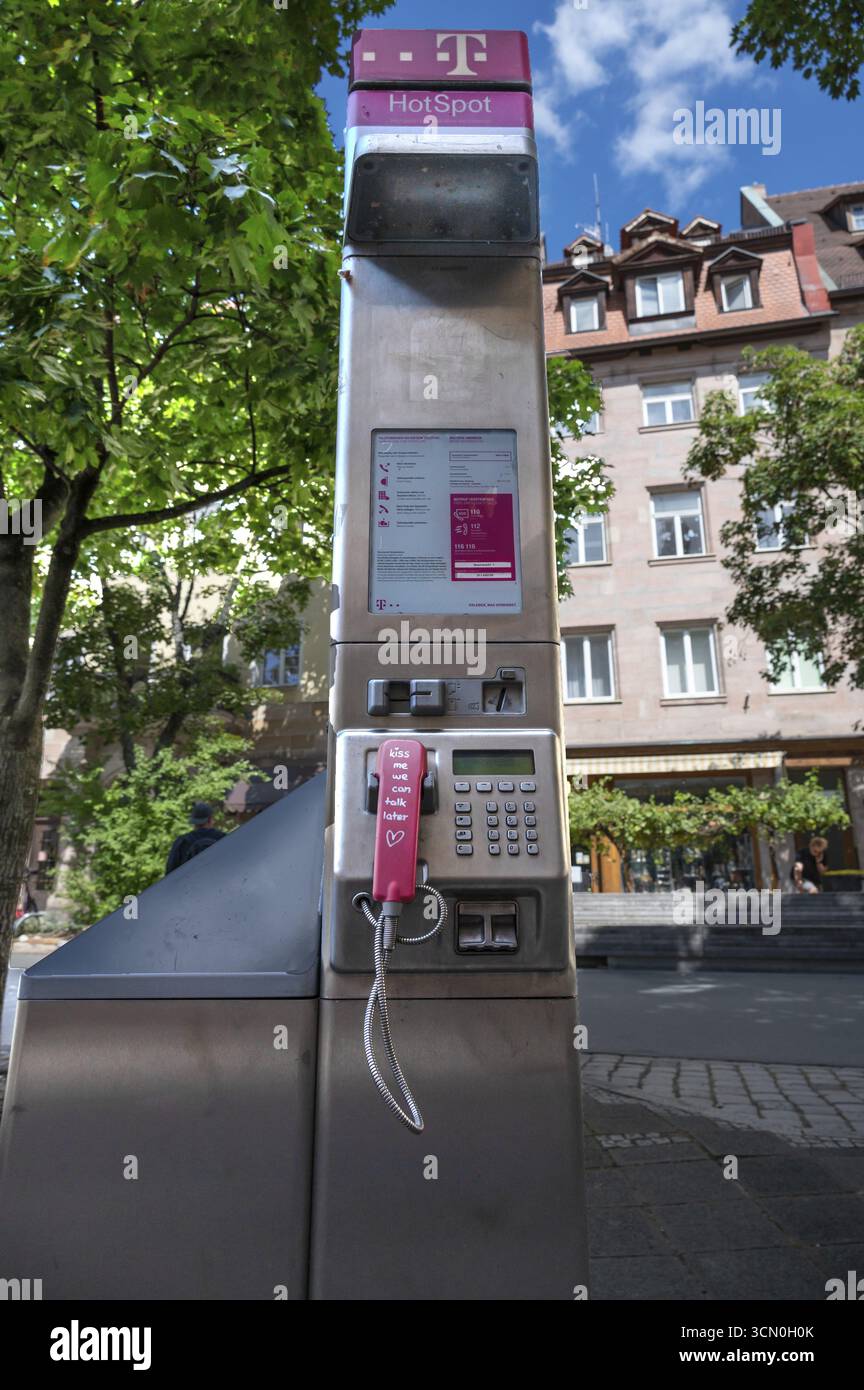 Telekom Public Phone Pillar, Norimberga, Franconia centrale, Baviera, Germania Foto Stock