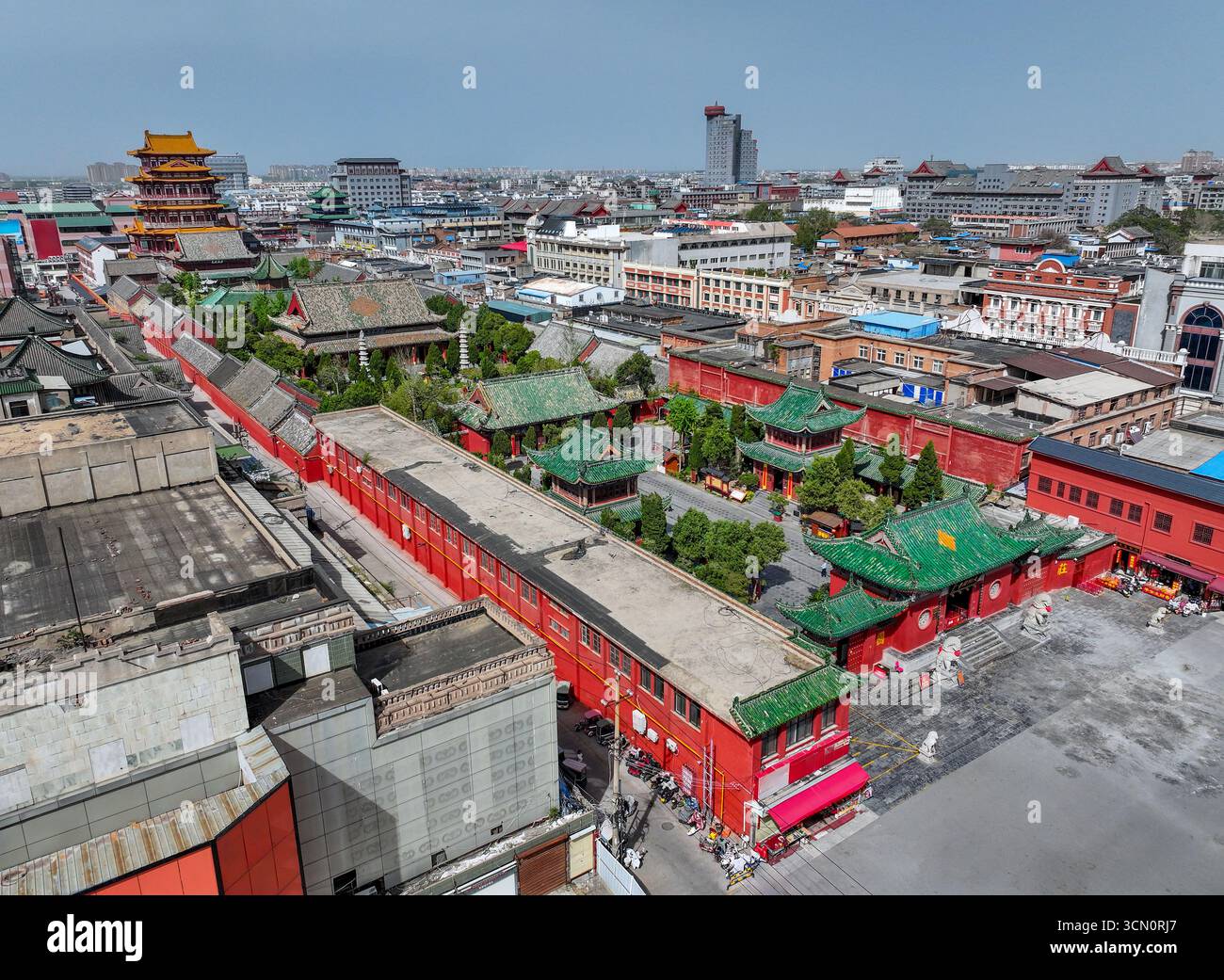 Fotografia aerea del tempio di Daxiangguo nella città di Kaifeng, provincia di Henan Foto Stock