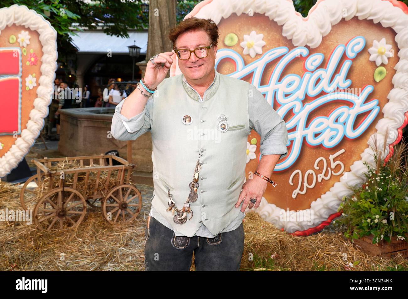 Francis Fulton-Smith bei der Ankunft zur ProSieben TV Show 'HeidiFest by Heidi Klum' im Hofbräuhaus München. München, 18.09.2025 Foto Stock