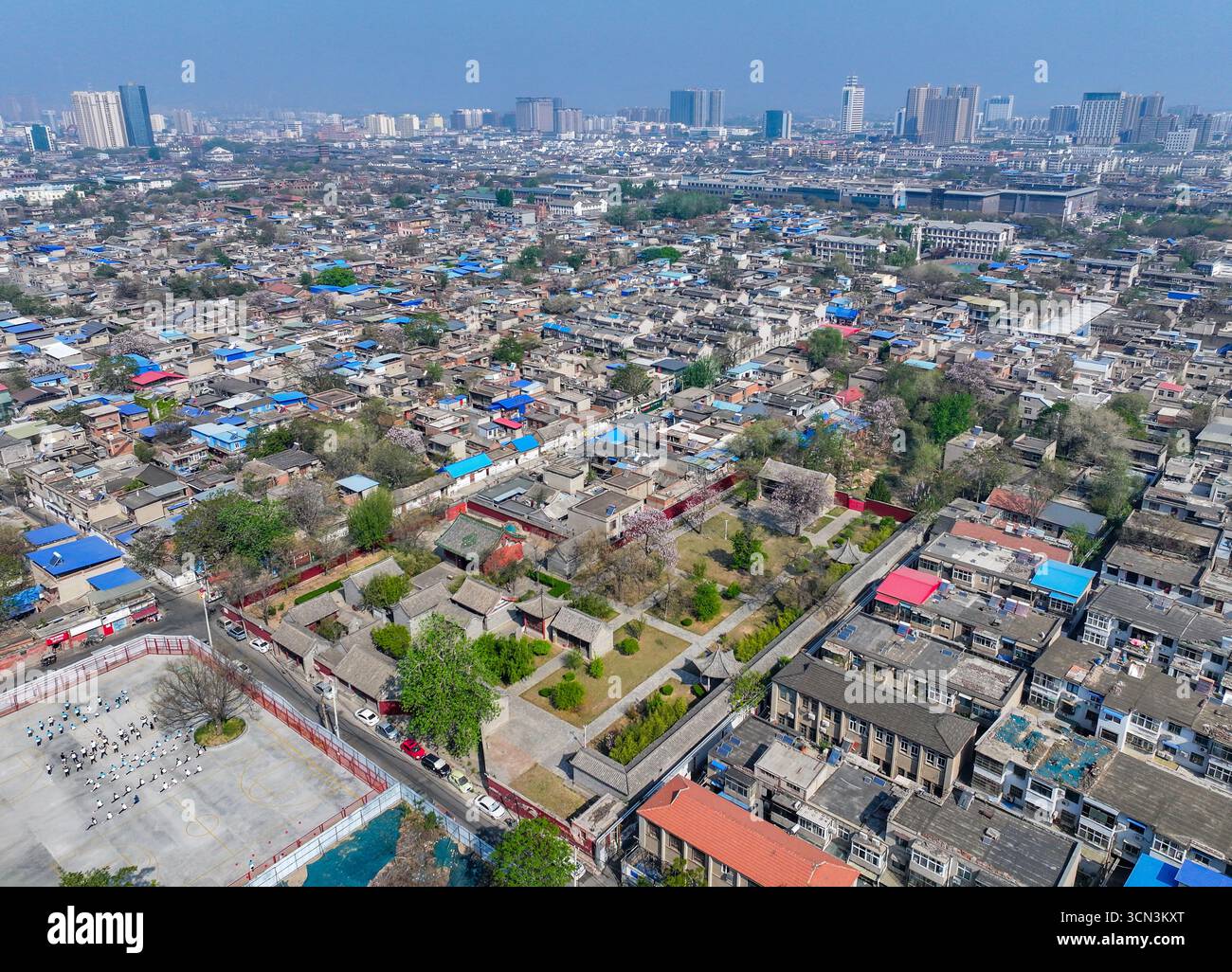 Fotografia aerea del tempio Han Wei Gong e del tempio Han Wang nella città di Anyang, provincia di Henan Foto Stock