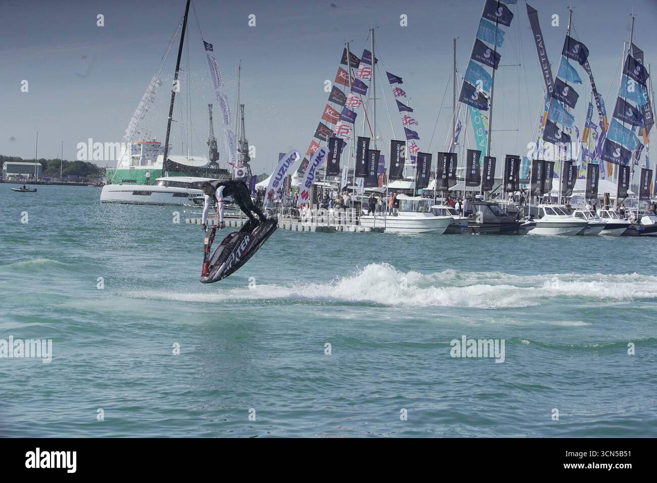 56° Southampton International Boat Show, venerdì 19 settembre 2025, Southampton Inghilterra Regno Unito. Credito Caron Watson / Alamy Live News Foto Stock