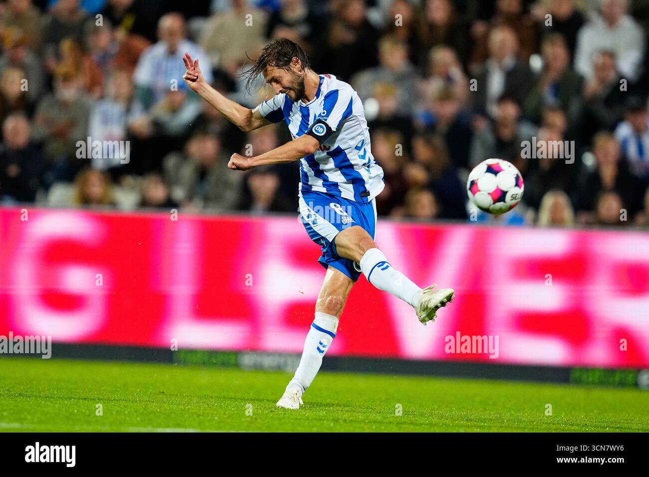 Odense, Danimarca. 19 settembre 2025. 3F Superliga-kampen mellem OB og FC Fredericia Paa Nature Energy Park i Odense, fredag den 19. settembre 2025. Crediti: Ritzau/Alamy Live News Foto Stock