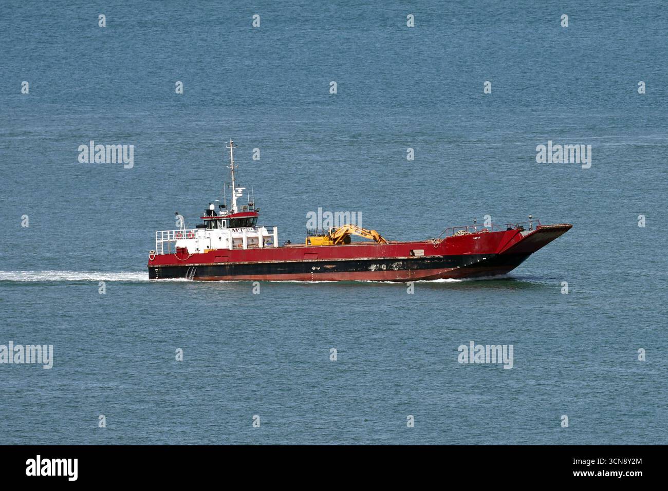 Il Kapua (MMSI 512003518) è una nave semovente da sbarco di 44 m per 12 m con una capacità di carico di 600 tonnellate e funge da trapianto di merci sfuse Foto Stock