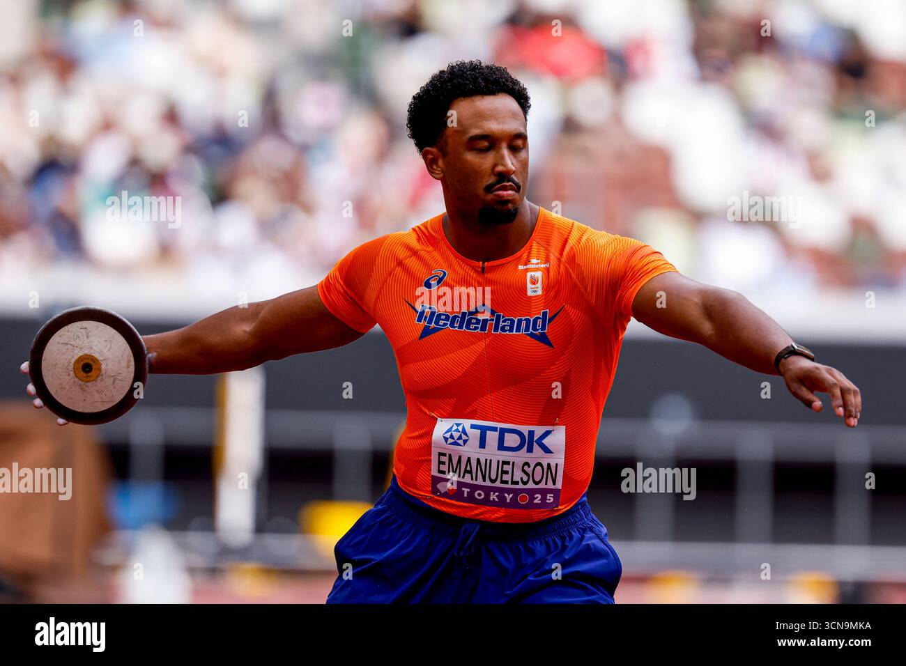 Shaquille Emanuelson dei Paesi Bassi durante la qualificazione al lancio del disco maschile durante i Campionati mondiali di atletica leggera Tokyo 2025 del giorno 8 al Japan National Stadium il 20 settembre 2025 a Tokyo, in Giappone. (Crediti: Marcel ter Bals/MTB-Photo/Alamy Live News) Foto Stock