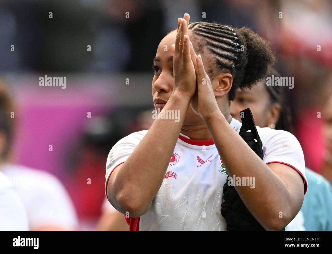 Ashton Gate, Bristol, Regno Unito. 20 settembre 2025. Coppa del mondo di rugby femminile, semifinale, Francia contro Inghilterra; Sadia Kabeya dell'Inghilterra dopo la partita crediti: Action Plus Sports/Alamy Live News Foto Stock