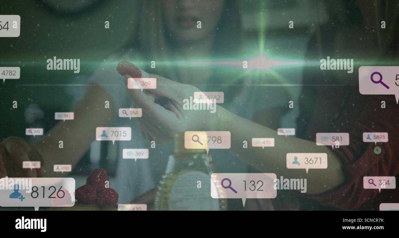 Mamma e figlia raccolgono lamponi con vaso di vetro e recipiente in cucina, icone galleggianti Foto Stock