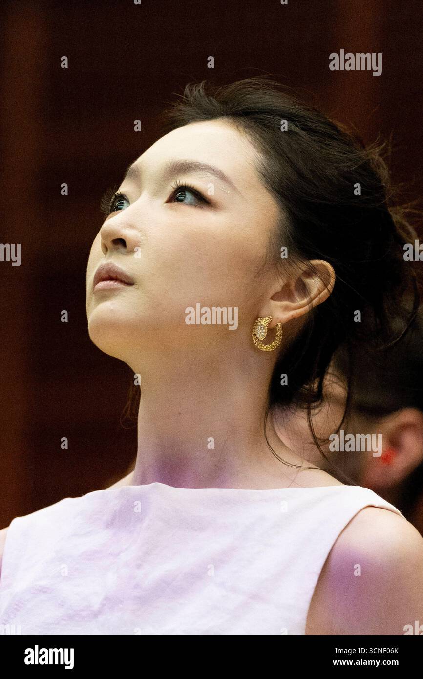 Zhou Dong-yu ha partecipato alla "China Film Night: Shanghai International Film FestivalReception" durante il 73° Festival Internazionale del Cinema di San Sebastian al Palazzo Kursaal il 20 settembre 2025 a Donostia / San Sebastian, Spagna. Foto Stock