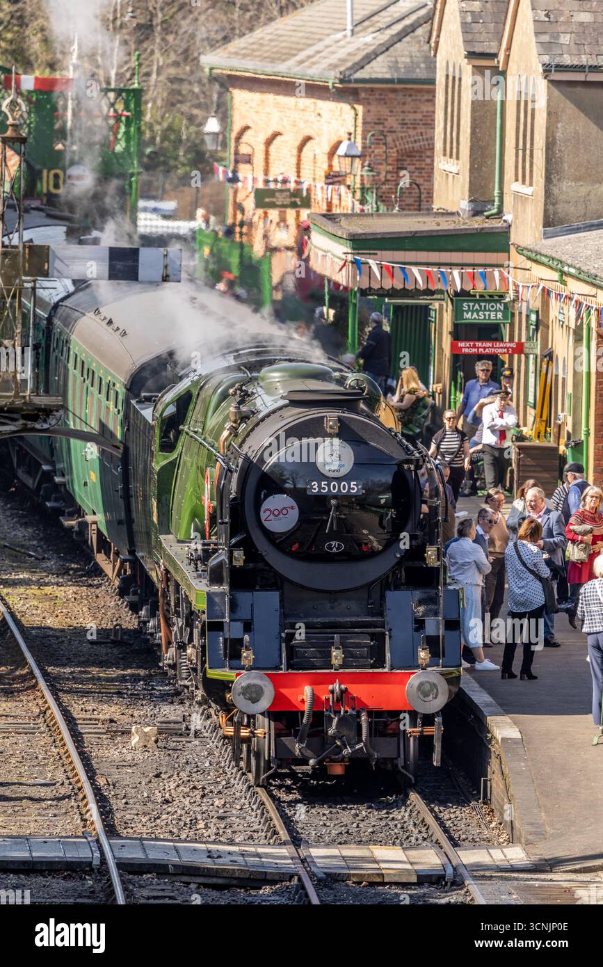 BR 'MN' 4-6-2 No.35005 'Canadian Pacific', Alresford, Hampshire, Inghilterra, Regno Unito Foto Stock
